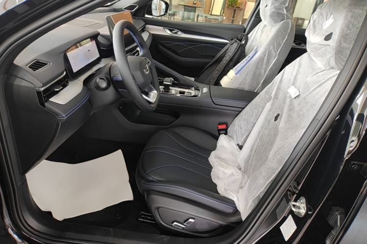 Used Geely Auto Preface 2026 Model Oriental Yao 1.5TD Fuyao Edition Left Front Seat