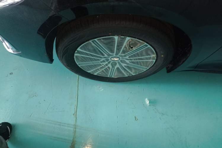 Used Geely Auto Preface 2026 Model Oriental Yao 1.5TD Fuyao Edition Left Front Wheel Hub