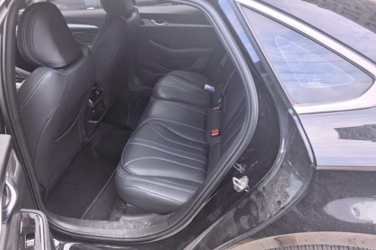 Used Geely Auto Preface 2026 Model Oriental Yao 1.5TD Fuyao Edition Left Rear Seat