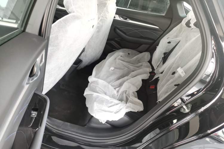 Used Geely Auto Preface 2026 Model Oriental Yao 1.5TD Kunlun Edition Left Rear Seat