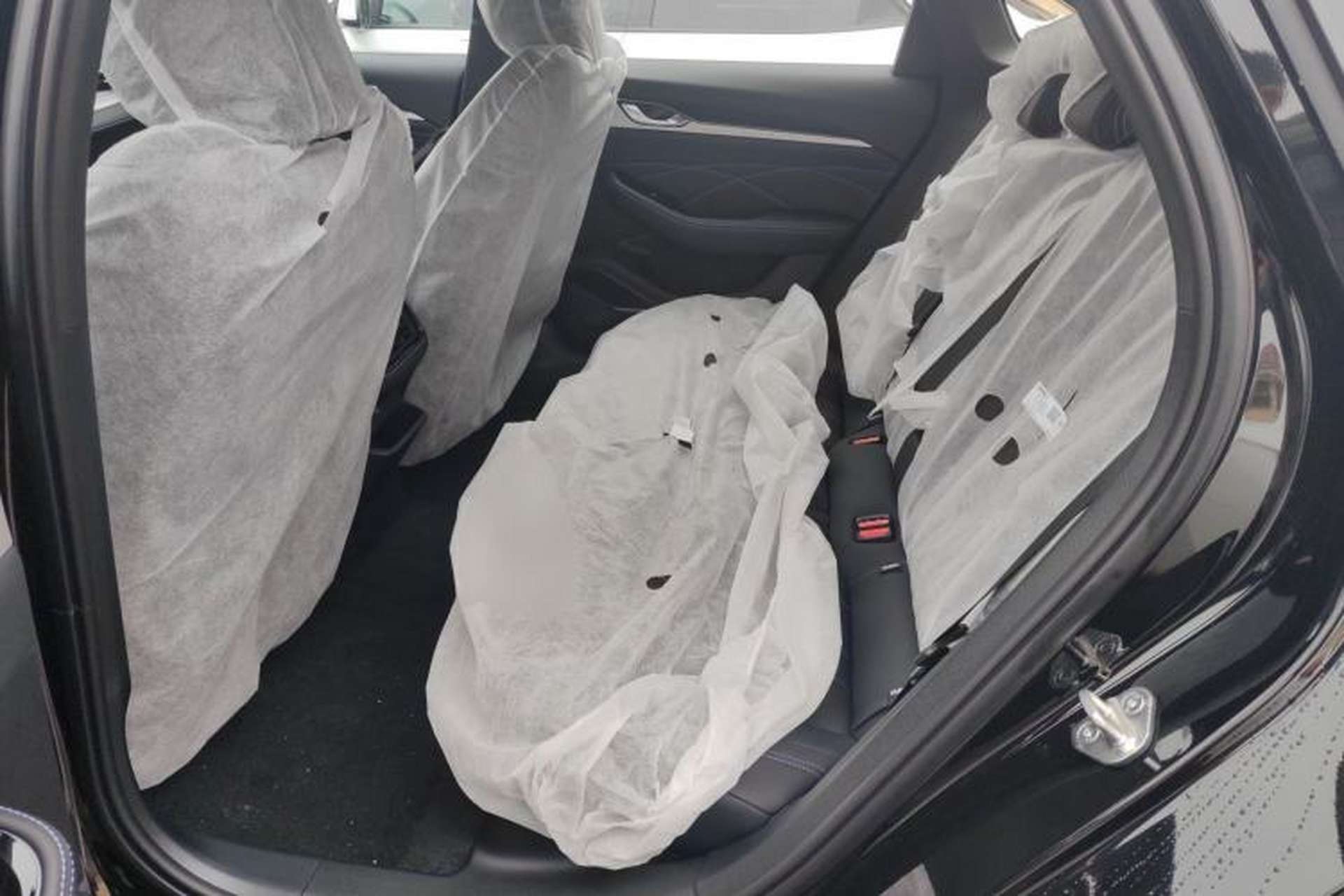 Used Geely Auto Preface 2026 Model Oriental Yao 1.5TD Fuyao Edition Left Rear Seat