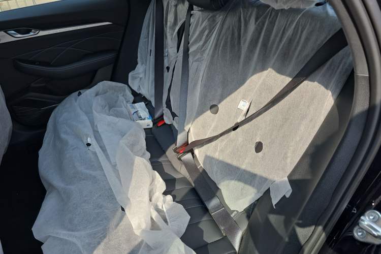 Used Geely Auto Preface 2026 Model Oriental Yao 1.5TD Fuyao Edition Left Rear Seat