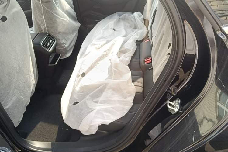 Used Geely Auto Preface 2026 Model Oriental Yao 1.5TD Kunlun Edition Left Rear Seat