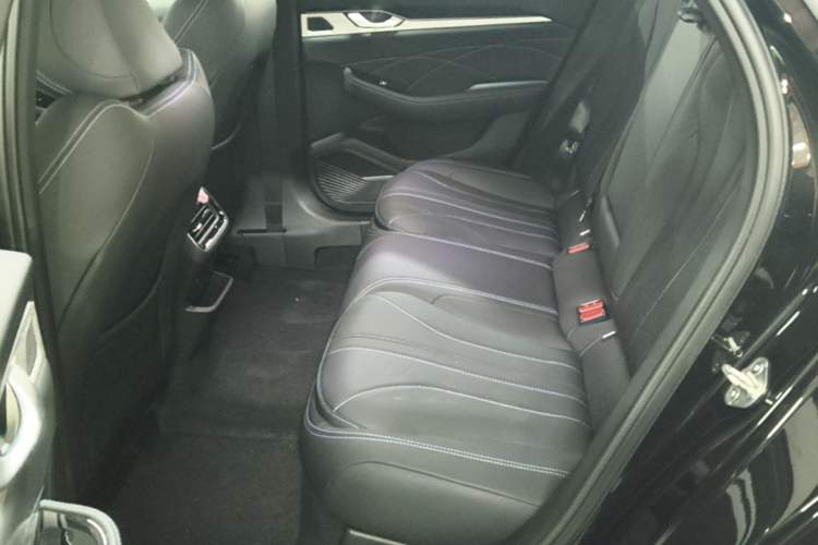 Used Geely Auto Preface 2026 Model Oriental Yao 1.5TD Kunlun Edition Left Rear Seat
