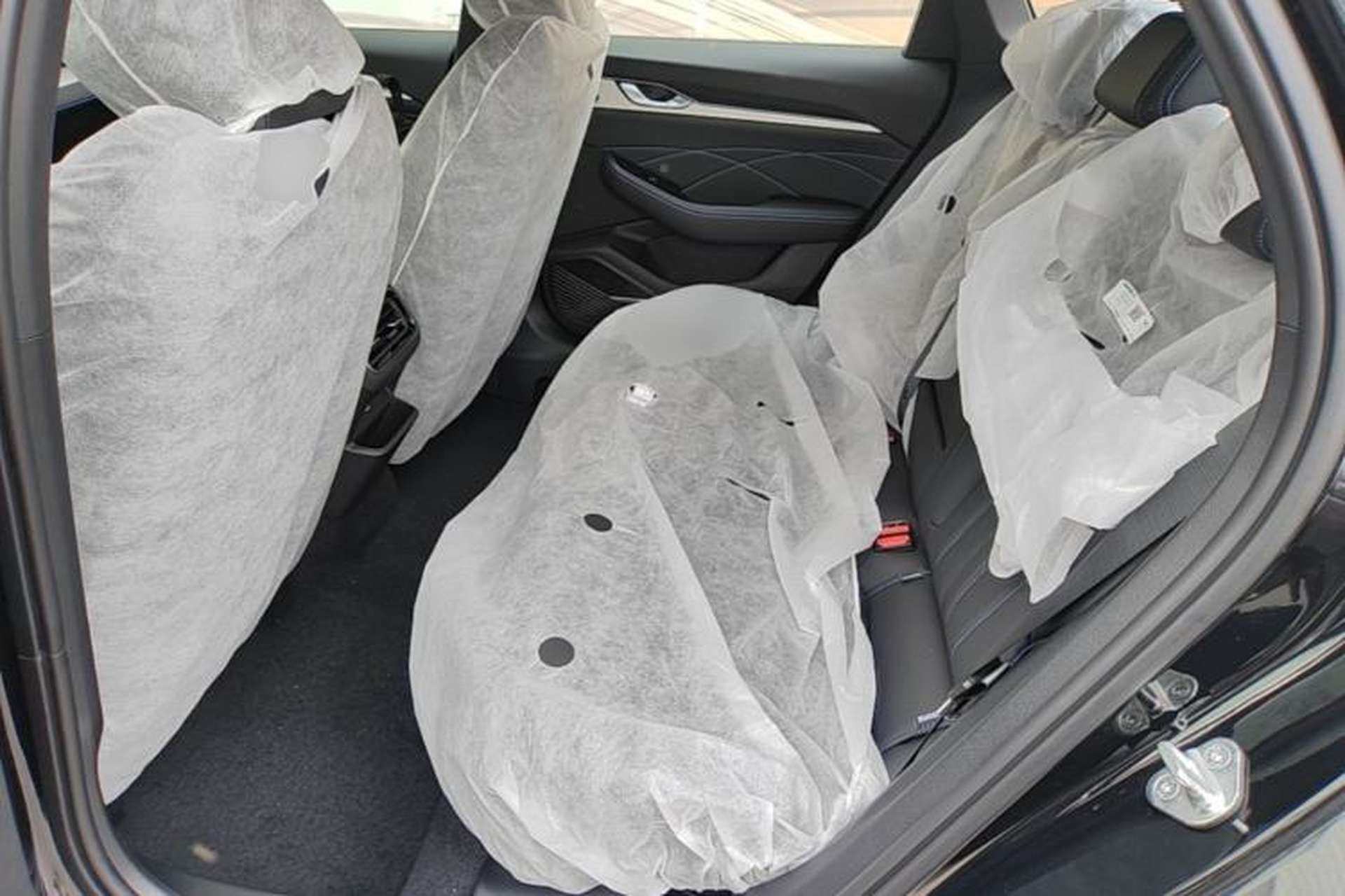Used Geely Auto Preface 2026 Model Oriental Yao 1.5TD Kunlun Edition Left Rear Seat