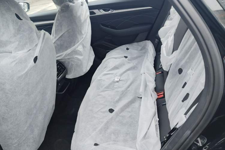 Used Geely Auto Preface 2026 Model Oriental Yao 1.5TD Fuyao Edition Left Rear Seat