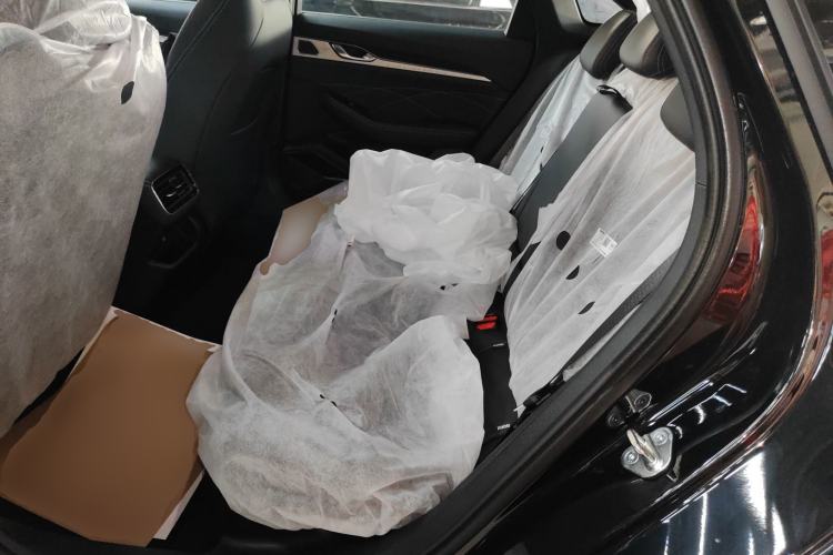 Used Geely Auto Preface 2026 Model Oriental Yao 1.5TD Fuyao Edition Left Rear Seat
