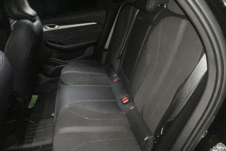 Used Geely Auto Preface 2026 Model Oriental Yao 2.0TD Xiaohan Edition Left Rear Seat