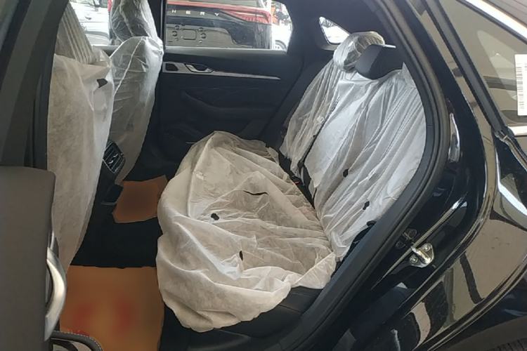 Used Geely Auto Preface 2026 Model Oriental Yao 1.5TD Fuyao Edition Left Rear Seat