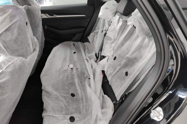 Used Geely Auto Preface 2026 Model Oriental Yao 1.5TD Fuyao Edition Left Rear Seat