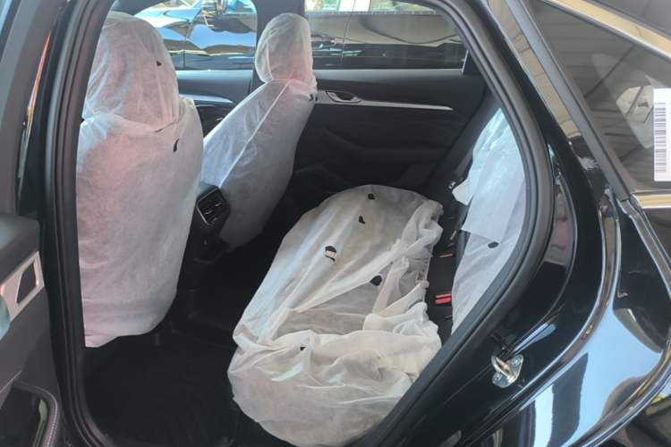 Used Geely Auto Preface 2026 Model Oriental Yao 1.5TD Fuyao Edition Left Rear Seat