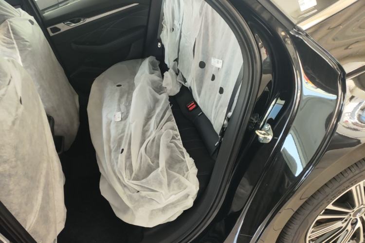 Used Geely Auto Preface 2026 Model Oriental Yao 1.5TD Fuyao Edition Left Rear Seat