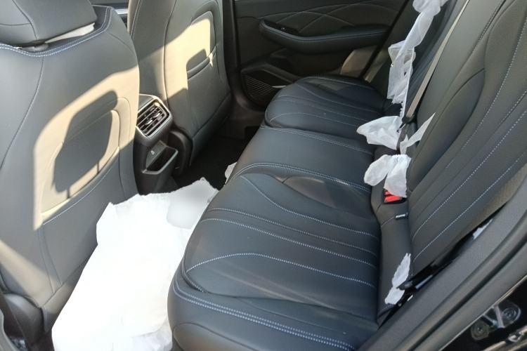 Used Geely Auto Preface 2026 Model Oriental Yao 1.5TD Fuyao Edition Left Rear Seat