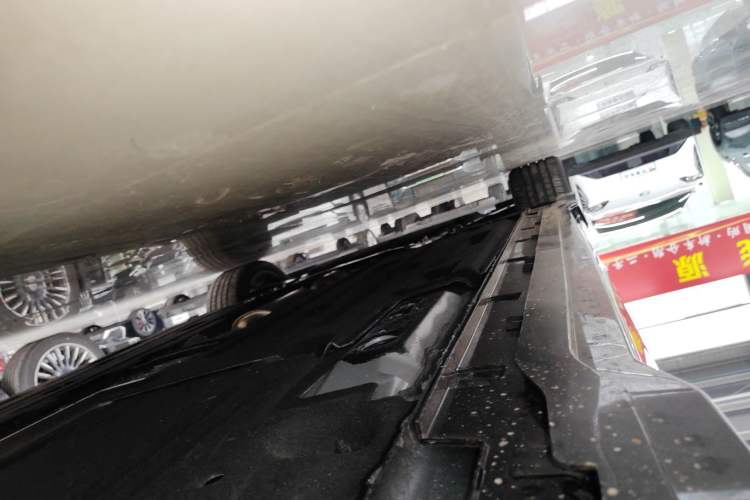 Used Geely Auto Preface 2026 Model Oriental Yao 1.5TD Kunlun Edition Left Side Sill