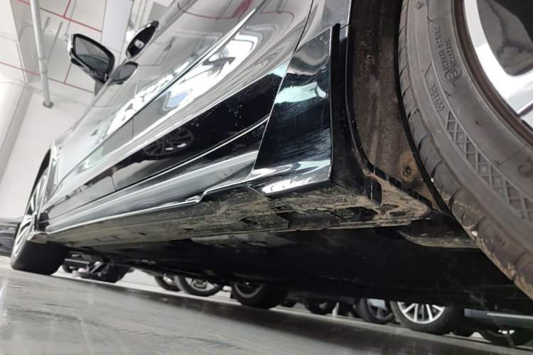 Used Geely Auto Preface 2026 Model Oriental Yao 1.5TD Kunlun Edition Left Side Sill