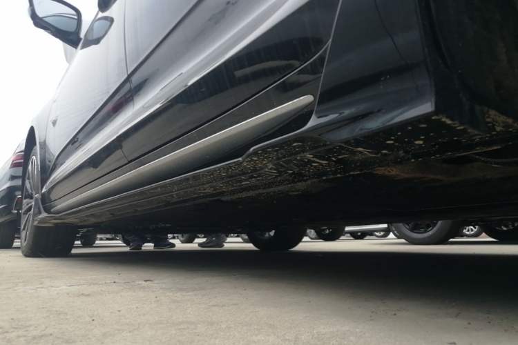 Used Geely Auto Preface 2026 Model Oriental Yao 1.5TD Kunlun Edition Left Side Sill