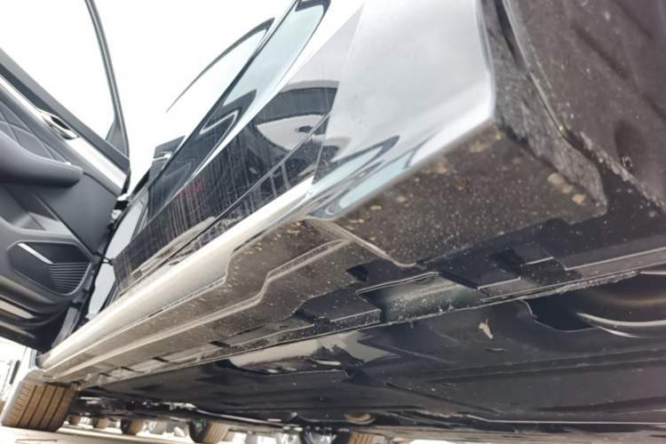 Used Geely Auto Preface 2026 Model Oriental Yao 1.5TD Kunlun Edition Left Side Sill