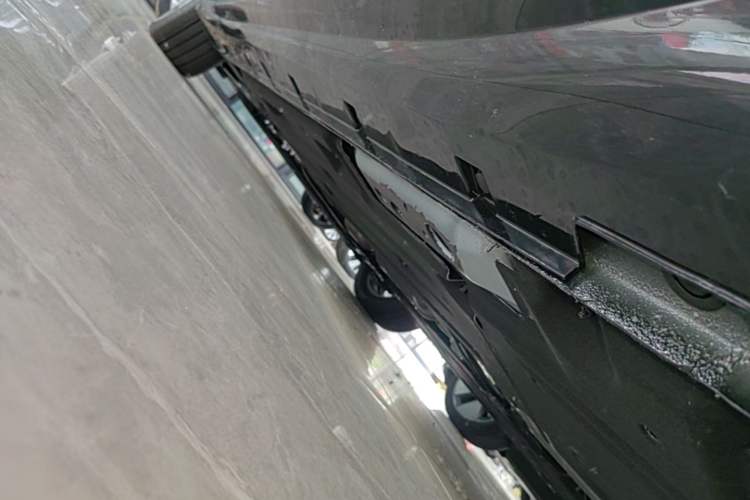 Used Geely Auto Preface 2026 Model Oriental Yao 1.5TD Fuyao Edition Left Side Sill