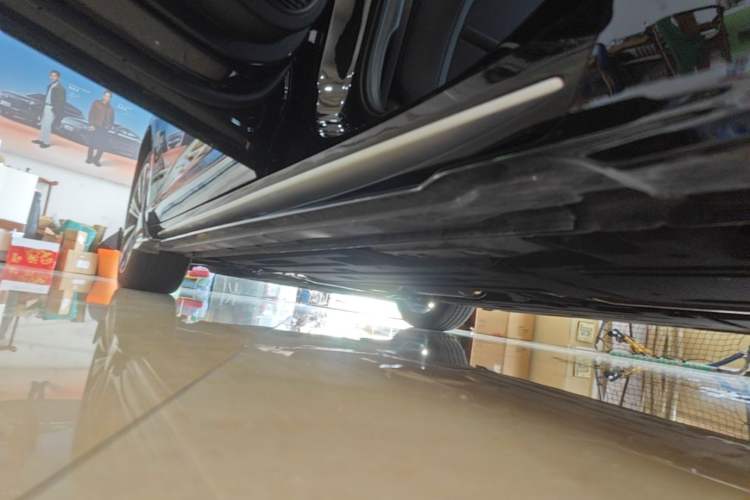 Used Geely Auto Preface 2026 Model Oriental Yao 1.5TD Kunlun Edition Left Side Sill
