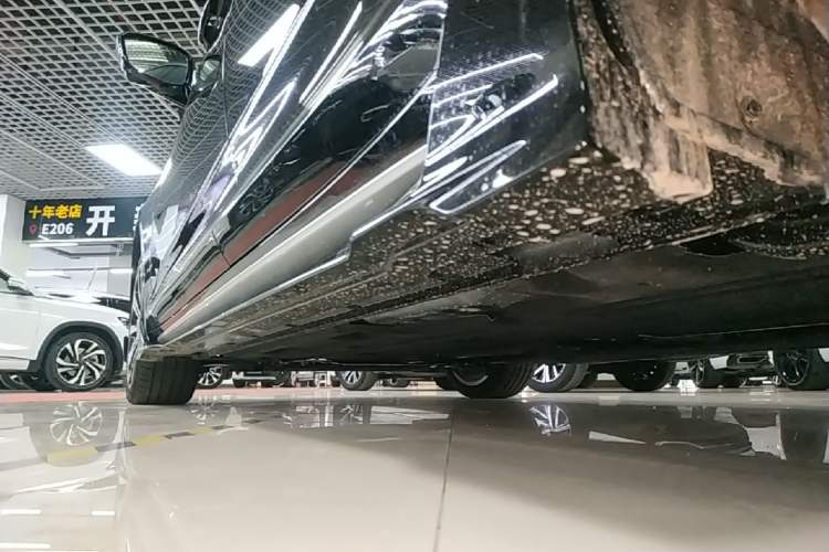 Used Geely Auto Preface 2026 Model Oriental Yao 1.5TD Kunlun Edition Left Side Sill