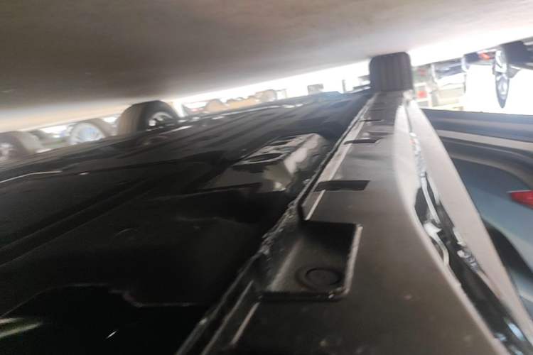 Used Geely Auto Preface 2026 Model Oriental Yao 1.5TD Fuyao Edition Left Side Sill
