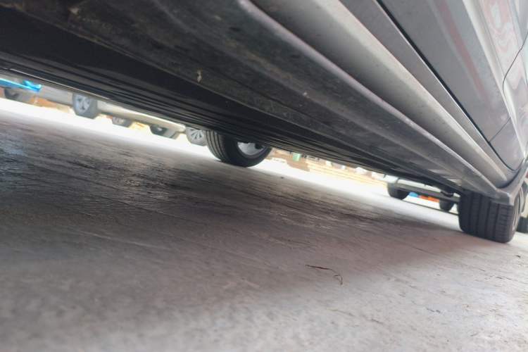 Used Geely Auto Preface 2026 Model Oriental Yao 1.5TD Kunlun Edition Left Side Sill