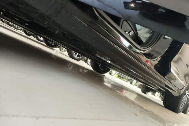 Used Geely Auto Preface 2026 Model Oriental Yao 1.5TD Fuyao Edition Left Side Sill