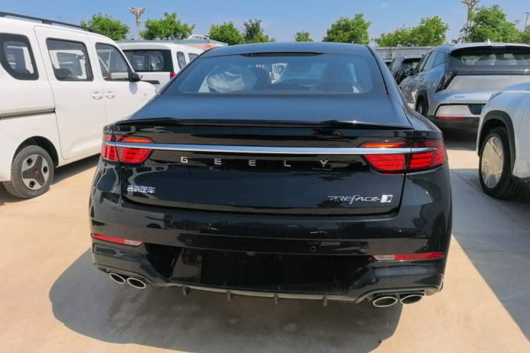 Used Geely Auto Preface 2026 Model Oriental Yao 1.5TD Kunlun Edition Rear