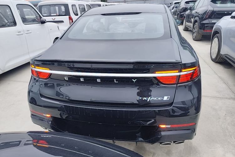 Used Geely Auto Preface 2026 Model Oriental Yao 1.5TD Kunlun Edition Rear