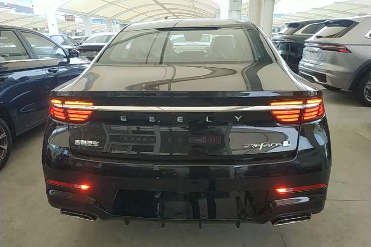 Used Geely Auto Preface 2026 Model Oriental Yao 1.5TD Fuyao Edition Rear