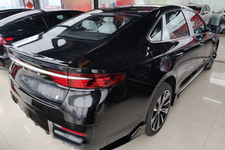 Used Geely Auto Preface 2026 Model Oriental Yao 1.5TD Kunlun Edition Rear Right 45 Deg