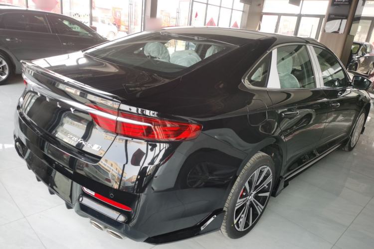 Used Geely Auto Preface 2026 Model Oriental Yao 1.5TD Kunlun Edition Rear Right 45 Deg