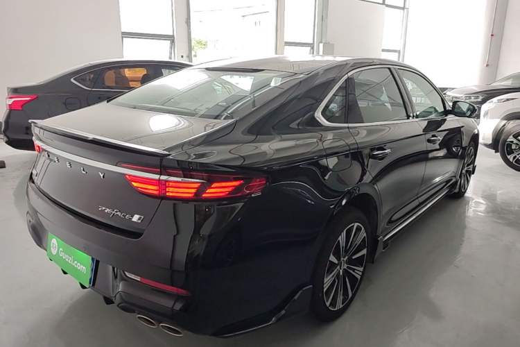 Used Geely Auto Preface 2026 Model Oriental Yao 1.5TD Kunlun Edition Rear Right 45 Deg