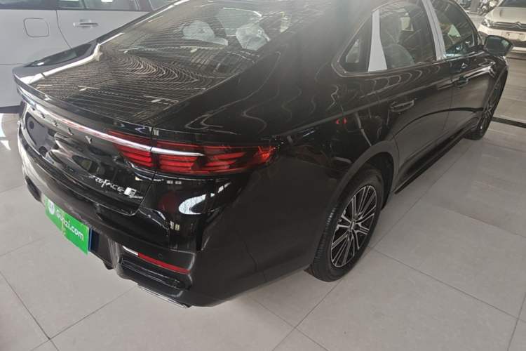 Used Geely Auto Preface 2026 Model Oriental Yao 1.5TD Fuyao Edition Rear Right 45 Deg