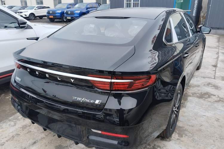 Used Geely Auto Preface 2026 Model Oriental Yao 1.5TD Fuyao Edition Rear Right 45 Deg