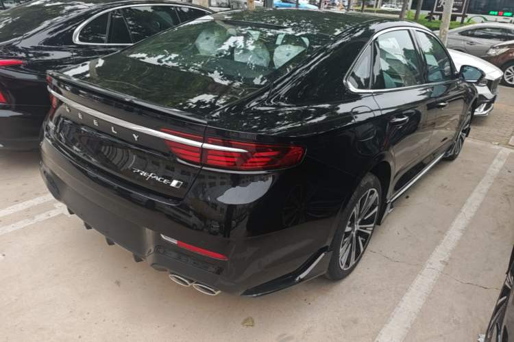 Used Geely Auto Preface 2026 Model Oriental Yao 1.5TD Kunlun Edition Rear Right 45 Deg