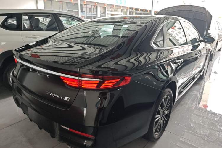 Used Geely Auto Preface 2026 Model Oriental Yao 1.5TD Fuyao Edition Rear Right 45 Deg