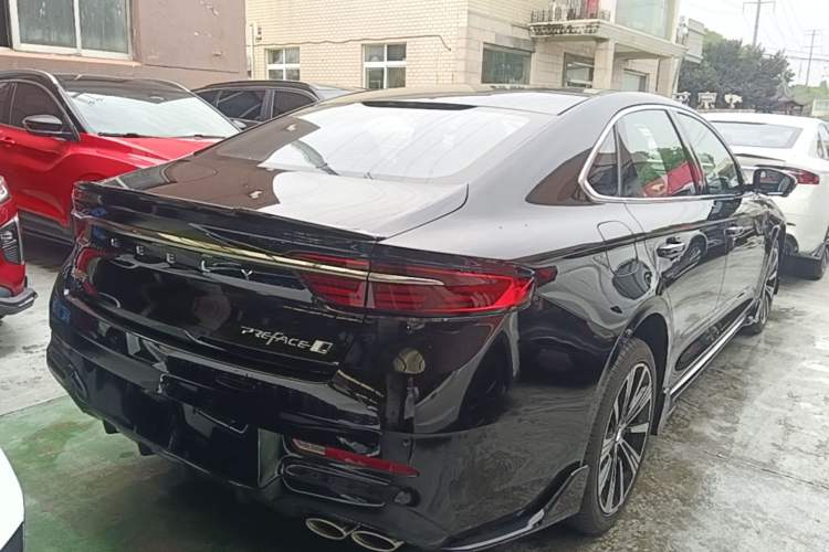 Used Geely Auto Preface 2026 Model Oriental Yao 1.5TD Kunlun Edition Rear Right 45 Deg