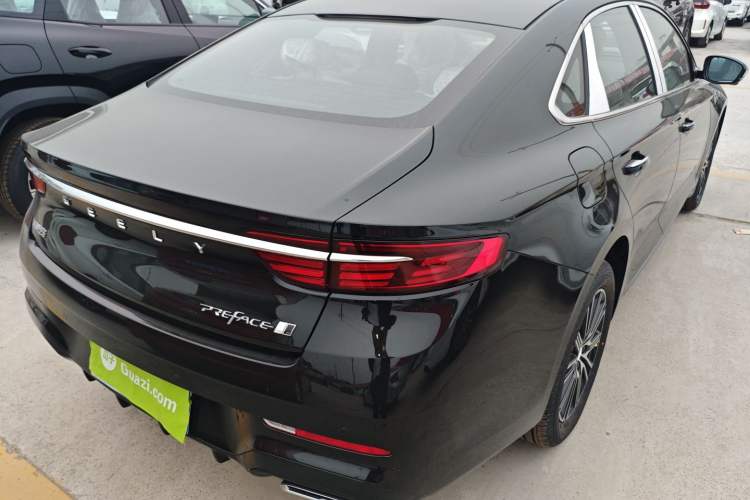 Used Geely Auto Preface 2026 Model Oriental Yao 1.5TD Fuyao Edition Rear Right 45 Deg