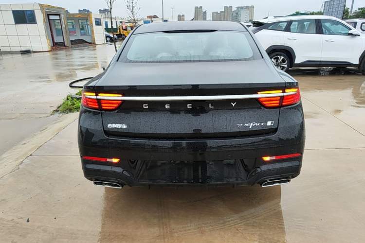 Used Geely Auto Preface 2026 Model Oriental Yao 1.5TD Fuyao Edition Rear