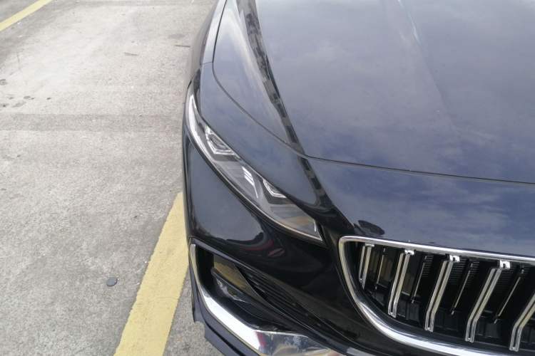 Used Geely Auto Preface 2026 Model Oriental Yao 1.5TD Kunlun Edition Right Front Headlight