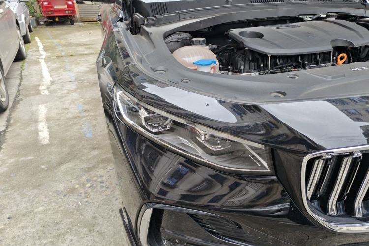 Used Geely Auto Preface 2026 Model Oriental Yao 1.5TD Kunlun Edition Right Front Headlight
