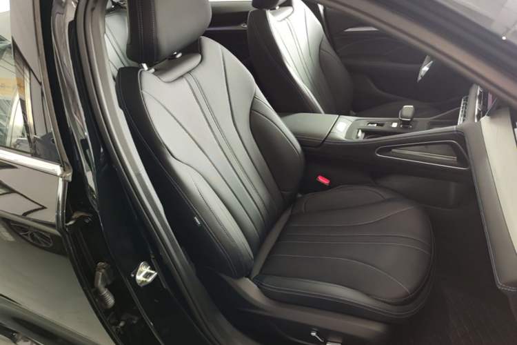 Used Geely Auto Preface 2026 Model Oriental Yao 1.5TD Kunlun Edition Right Front Seat