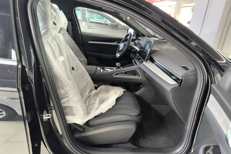 Used Geely Auto Preface 2026 Model Oriental Yao 1.5TD Fuyao Edition Right Front Seat