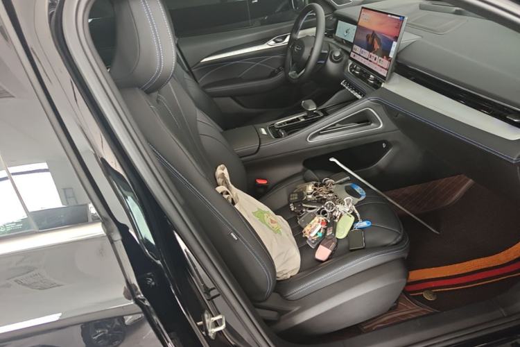 Used Geely Auto Preface 2026 Model Oriental Yao 1.5TD Fuyao Edition Right Front Seat