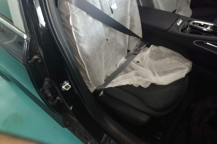 Used Geely Auto Preface 2026 Model Oriental Yao 1.5TD Fuyao Edition Right Front Seat