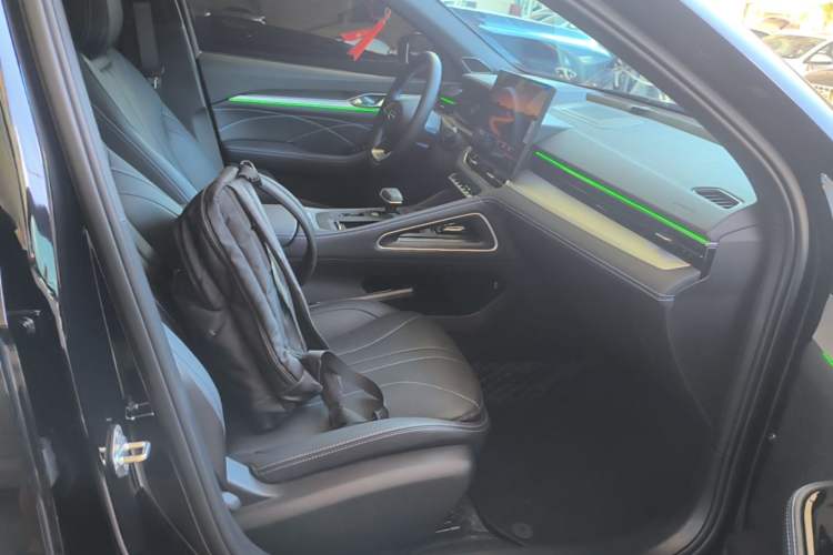 Used Geely Auto Preface 2026 Model Oriental Yao 1.5TD Fuyao Edition Right Front Seat