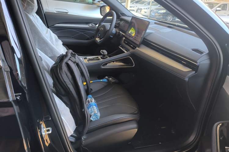 Used Geely Auto Preface 2026 Model Oriental Yao 1.5TD Fuyao Edition Right Front Seat