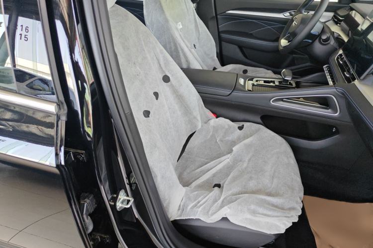 Used Geely Auto Preface 2026 Model Oriental Yao 1.5TD Fuyao Edition Right Front Seat