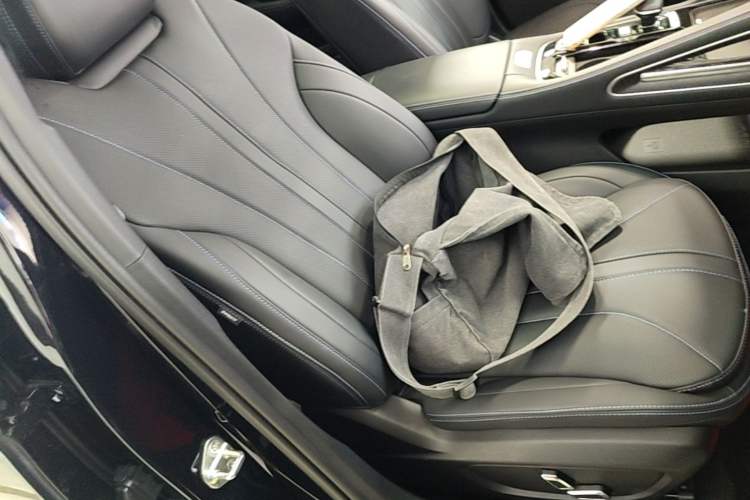 Used Geely Auto Preface 2026 Model Oriental Yao 1.5TD Kunlun Edition Right Front Seat